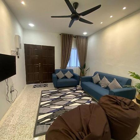 The Lawo Homestay Kuala Terengganu Extérieur photo