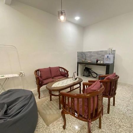 The Lawo Homestay Kuala Terengganu Extérieur photo