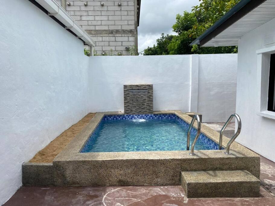 The Lawo Homestay Kuala Terengganu Extérieur photo