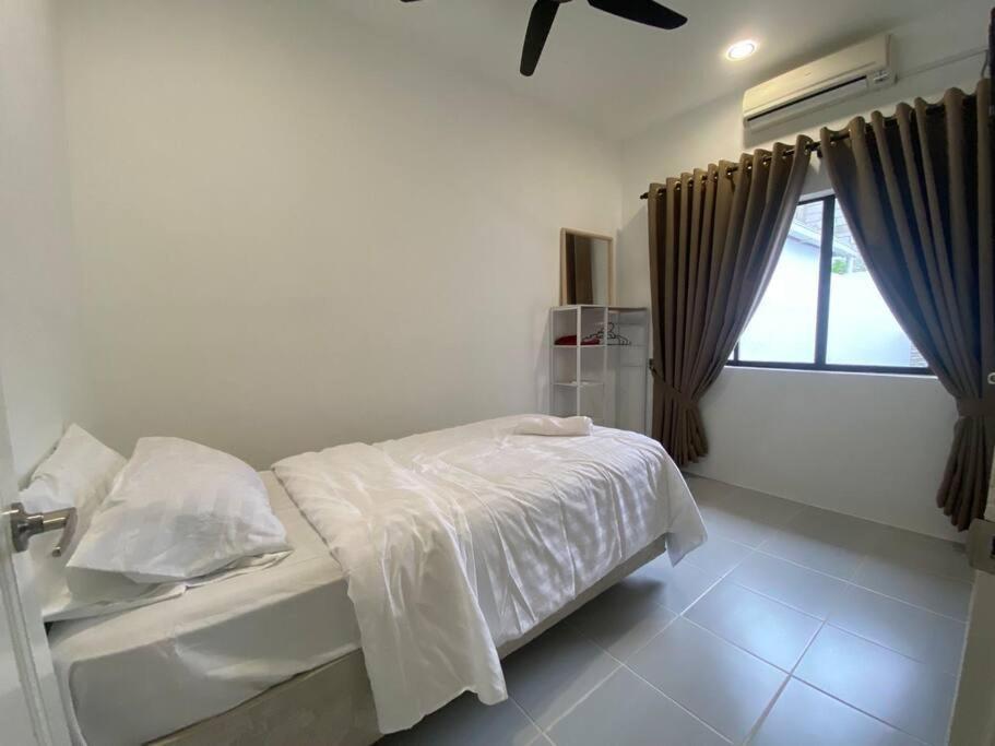 The Lawo Homestay Kuala Terengganu Extérieur photo